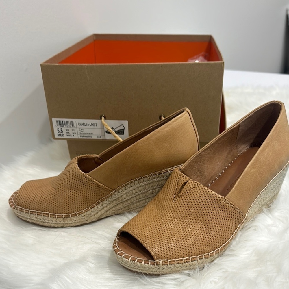 Gentle souls Charli A  line tan size 6 1/2 jute wrapped wedge